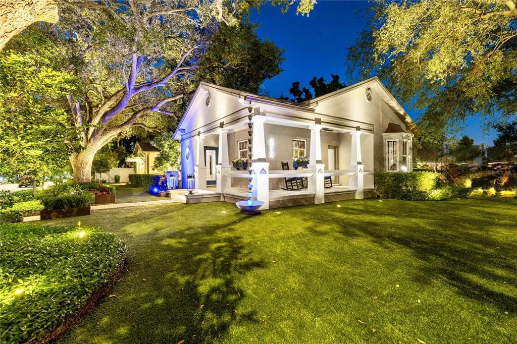 213 N HESPERIDES STREET TAMPA, FL 33609