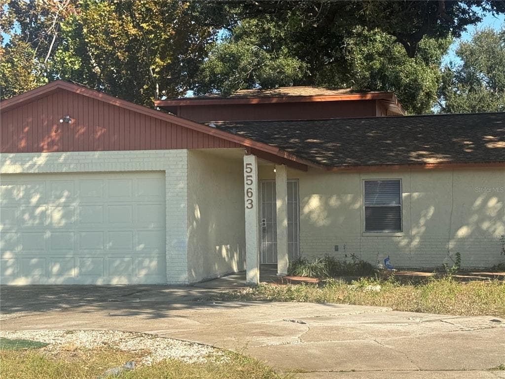 5563 58TH STREET N KENNETH CITY, FL 33709