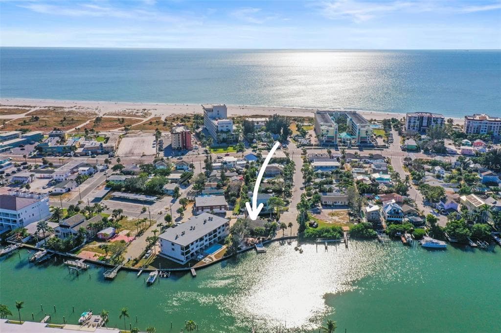 11921 LAGOON LANE TREASURE ISLAND, FL 33706