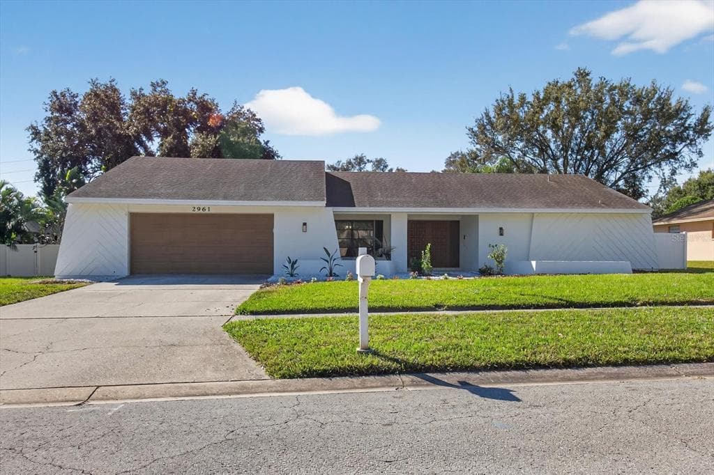 2961 HEATHER TRAIL