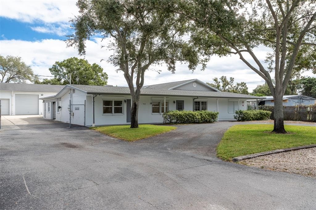7855 62ND WAY N PINELLAS PARK, FL 33781