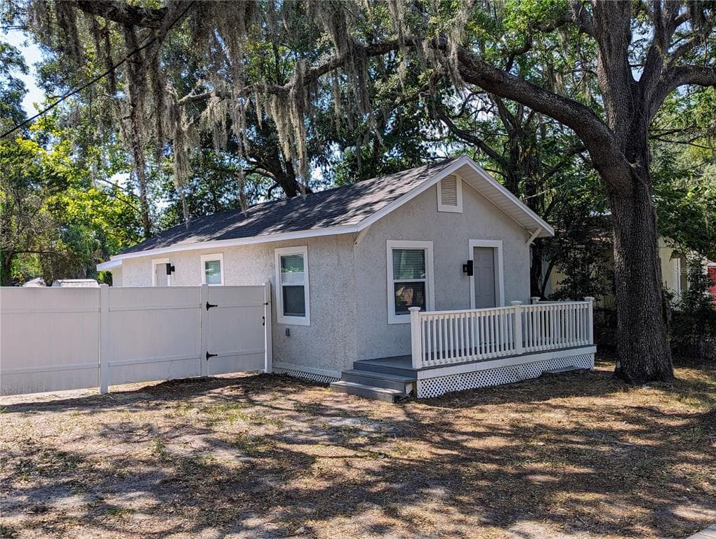 8408 N 20TH STREET TAMPA, FL 33604
