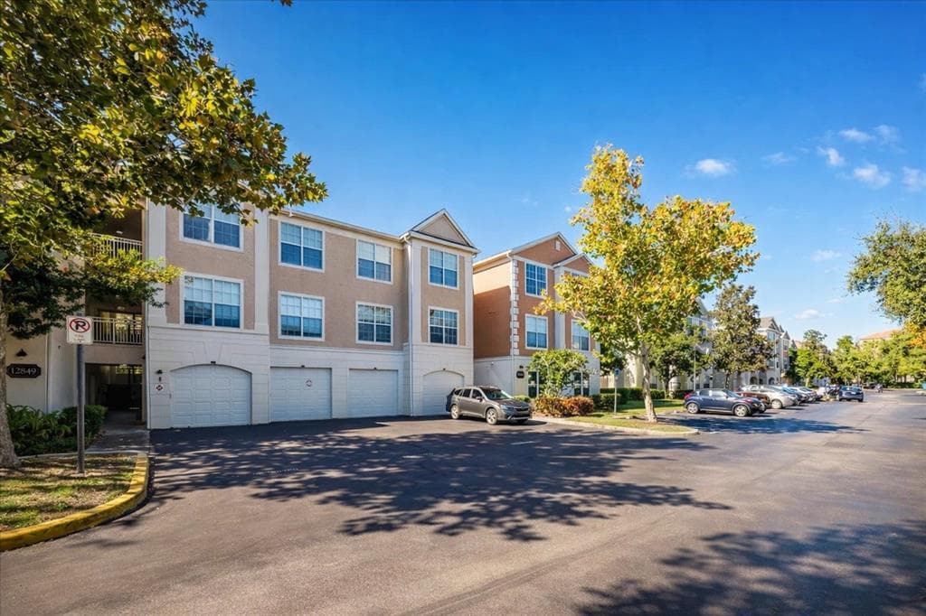 12849 MADISON POINTE CIRCLE UNIT 307 ORLANDO, FL 32821