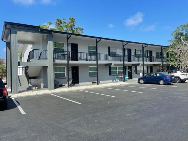 675 INDIAN ROCKS ROAD N UNIT 103A BELLEAIR BLUFFS, FL 33770