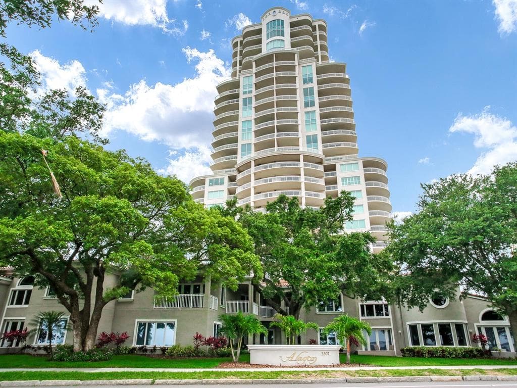 3507 BAYSHORE BOULEVARD UNIT 2001 TAMPA, FL 33629