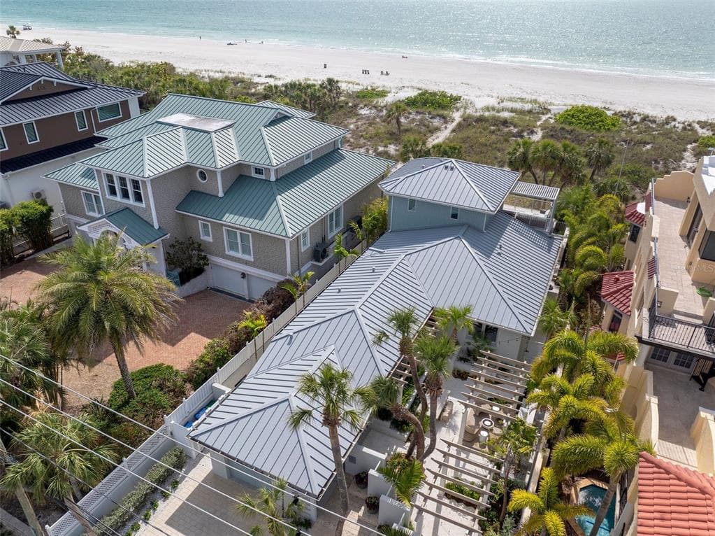 2807 SUNSET WAY