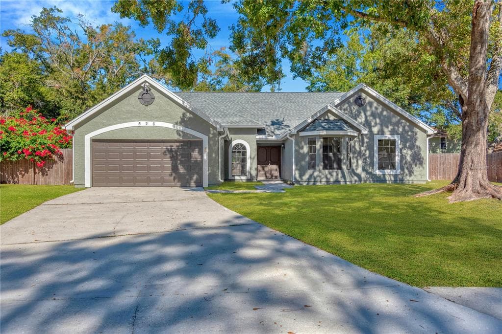 526 EMBERWOOD DRIVE