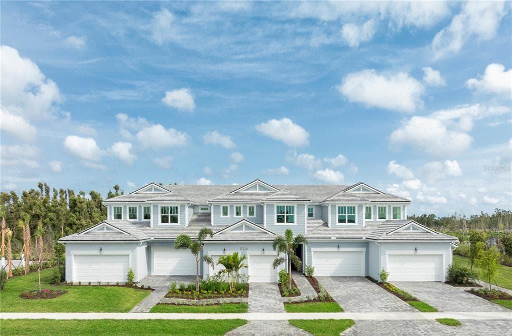 17390 MOONFLOWER DRIVE UNIT 103 VENICE, FL 34293