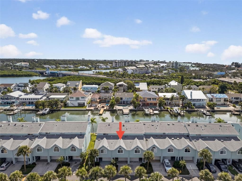 669 GARLAND CIRCLE INDIAN ROCKS BEACH, FL 33785