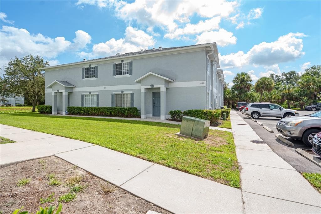 4120 GRADSTONE PLACE