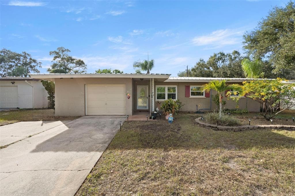 78 LEXINGTON DRIVE