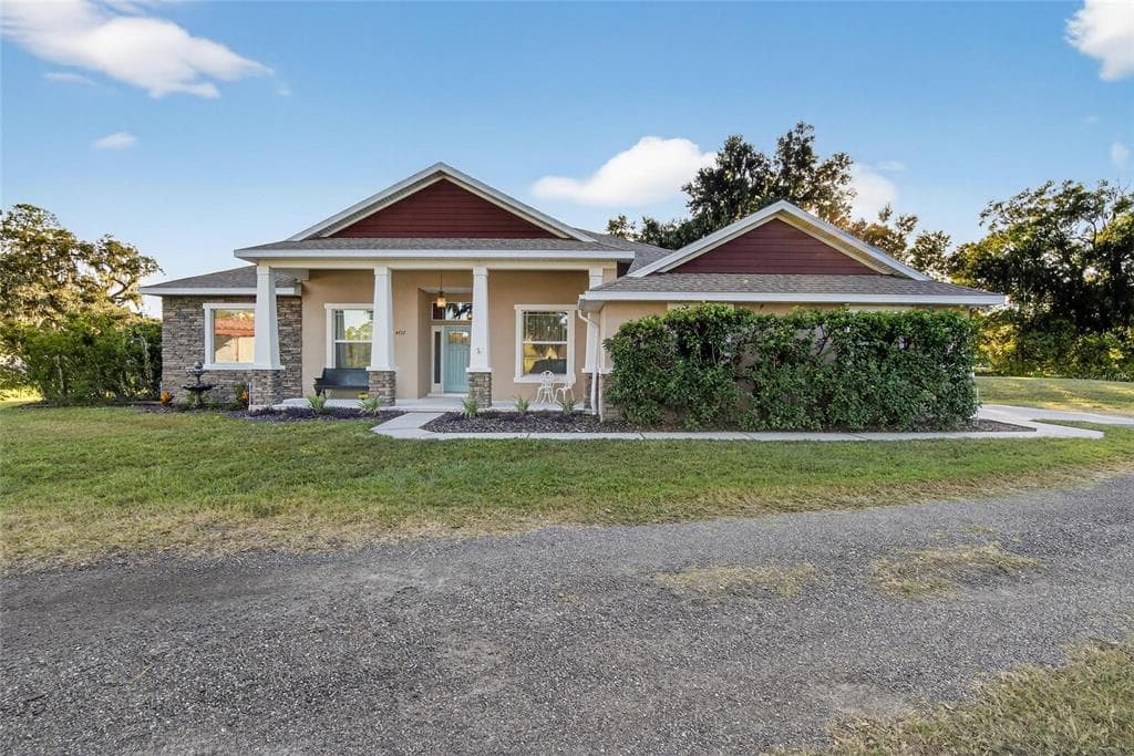 4717 SLEEPY HOLLOW LANE PLANT CITY, FL 33565
