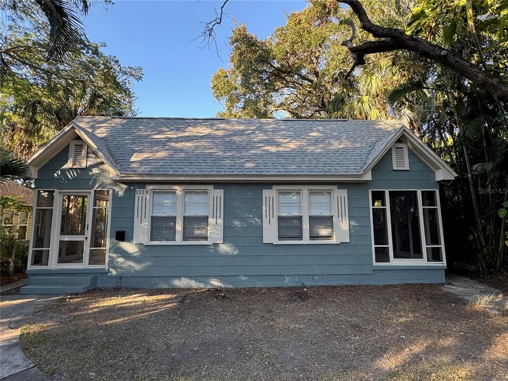 1119 NEWTON AVENUE S ST PETERSBURG, FL 33705