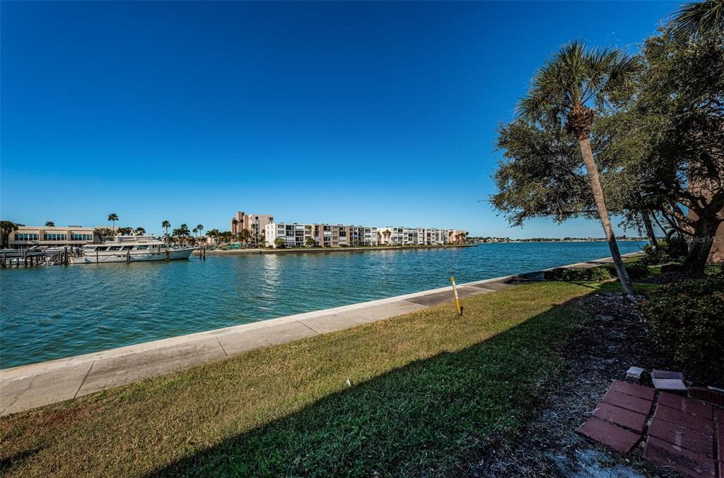 7420 BAY ISLAND DRIVE S UNIT 171