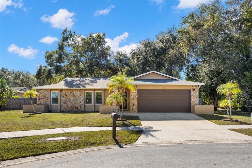 112 MEADOWCROSS DRIVE SAFETY HARBOR, FL 34695