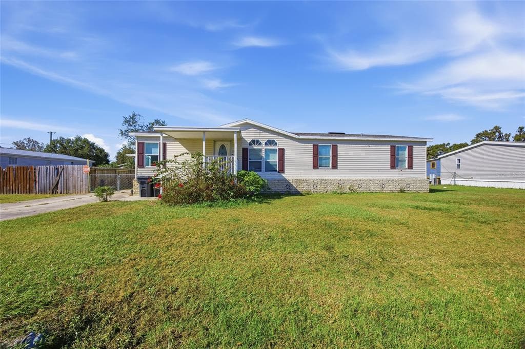 3578 PIONEER TRAILS BOULEVARD E LAKELAND, FL 33810
