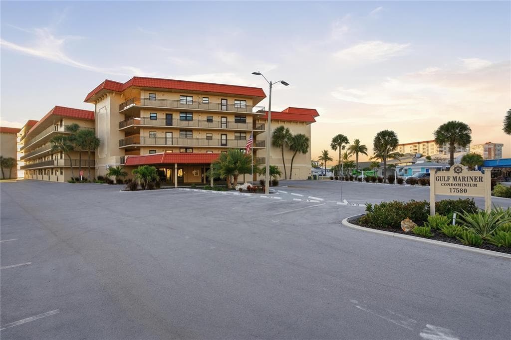17580 GULF BOULEVARD UNIT 302 REDINGTON SHORES, FL 33708