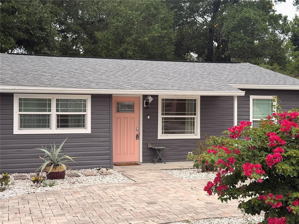 4104 N SEMINOLE AVENUE TAMPA, FL 33603