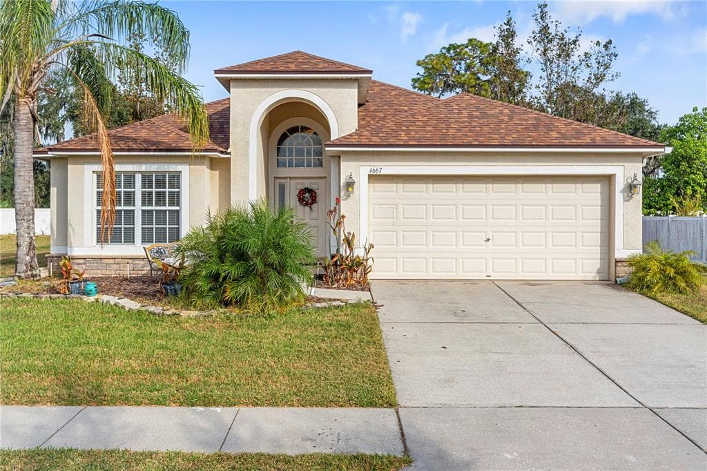 4667 HICKORY STREAM LANE MULBERRY, FL 33860