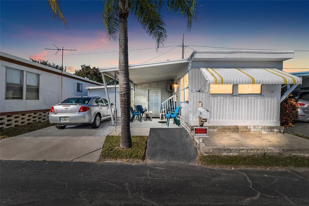 12766 SEMINOLE BOULEVARD UNIT 10 LARGO, FL 33778