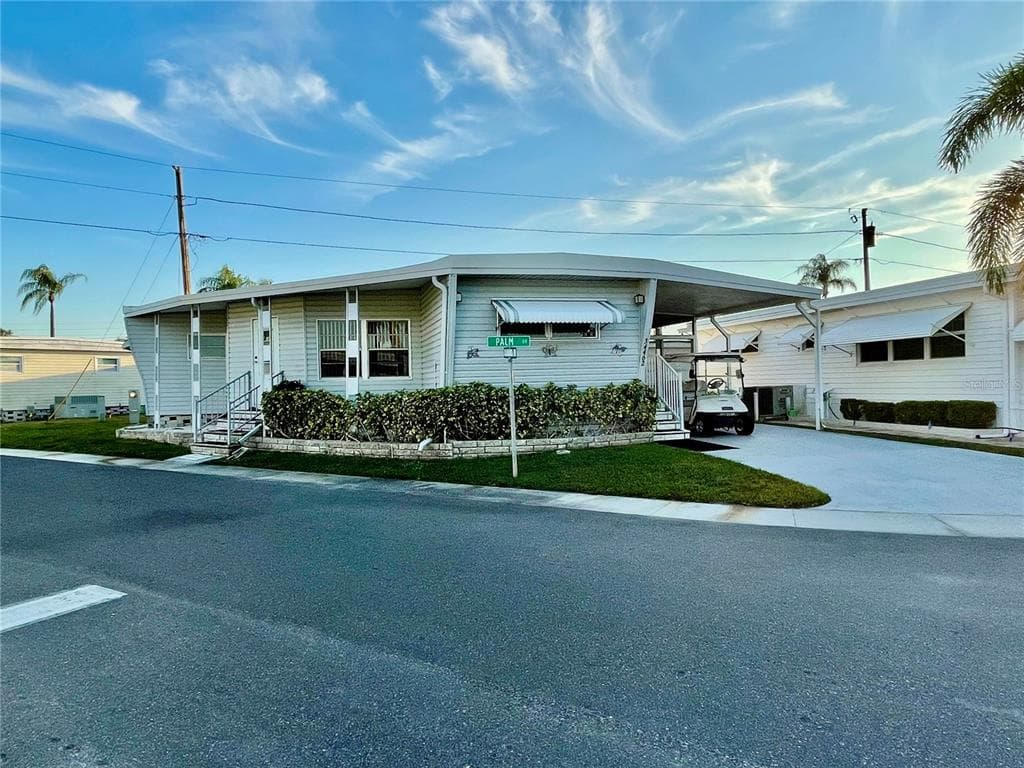 34462 PALM DRIVE N PINELLAS PARK, FL 33781