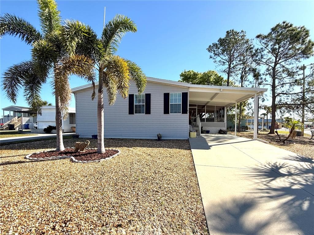 101 W SAINT JOHNS WAY APOLLO BEACH, FL 33572