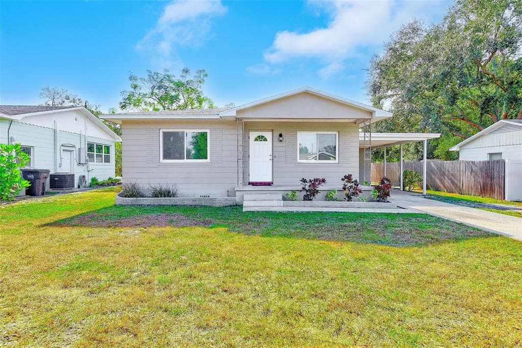5272 48TH TERRACE N ST PETERSBURG, FL 33709