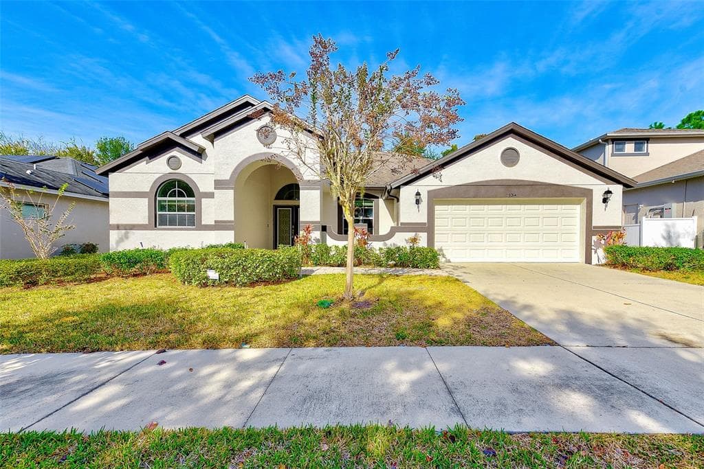 2134 VALTERRA VISTA WAY VALRICO, FL 33594