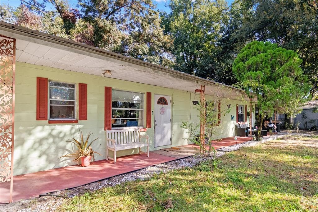 39145 6TH AVENUE ZEPHYRHILLS, FL 33542