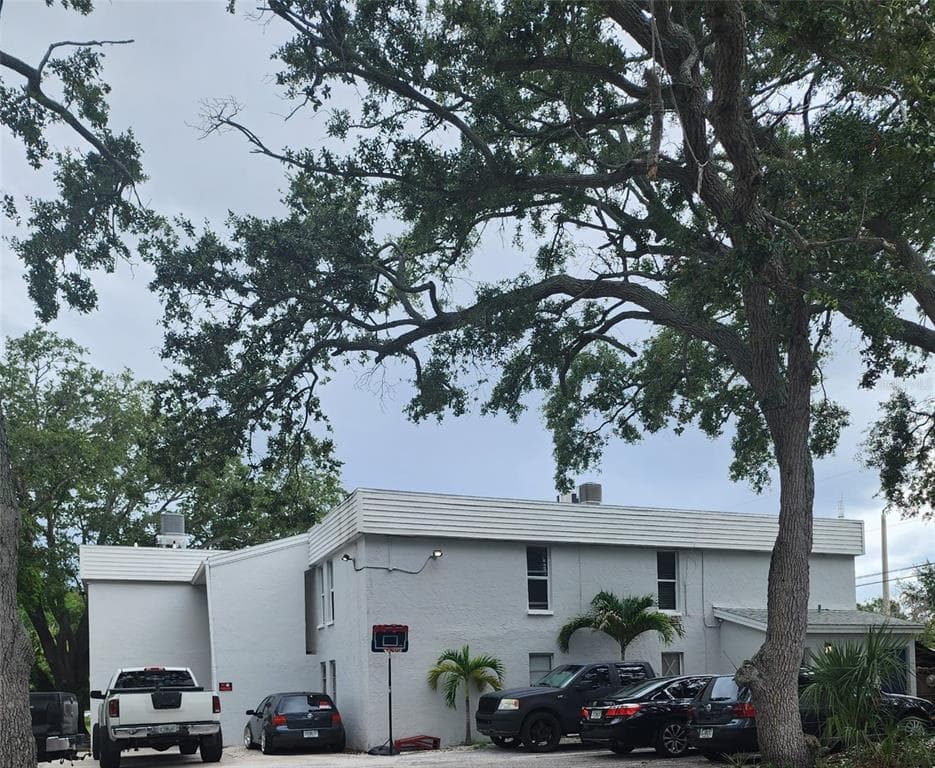101 N FERNWOOD AVENUE UNIT 2 CLEARWATER, FL 33765