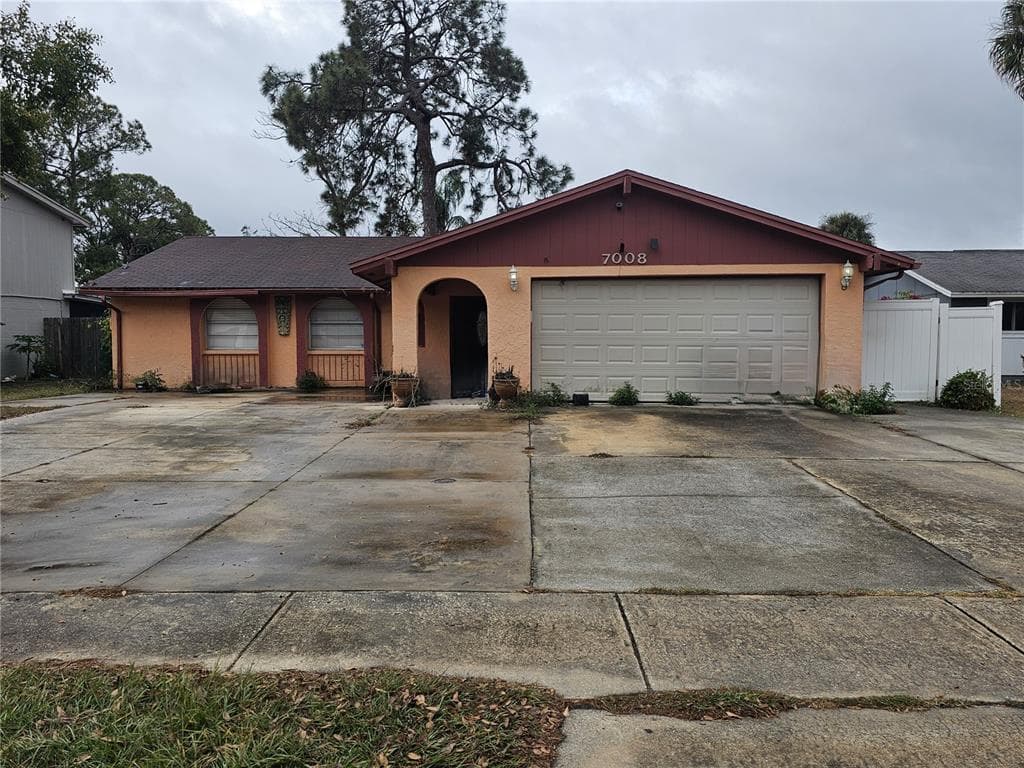 7008 FOUNTAIN AVENUE TAMPA, FL 33634