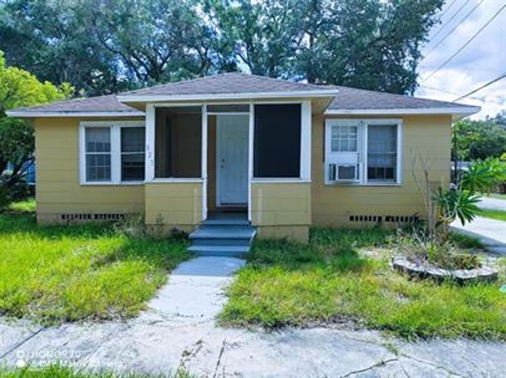 823 16TH AVENUE SW LARGO, FL 33770