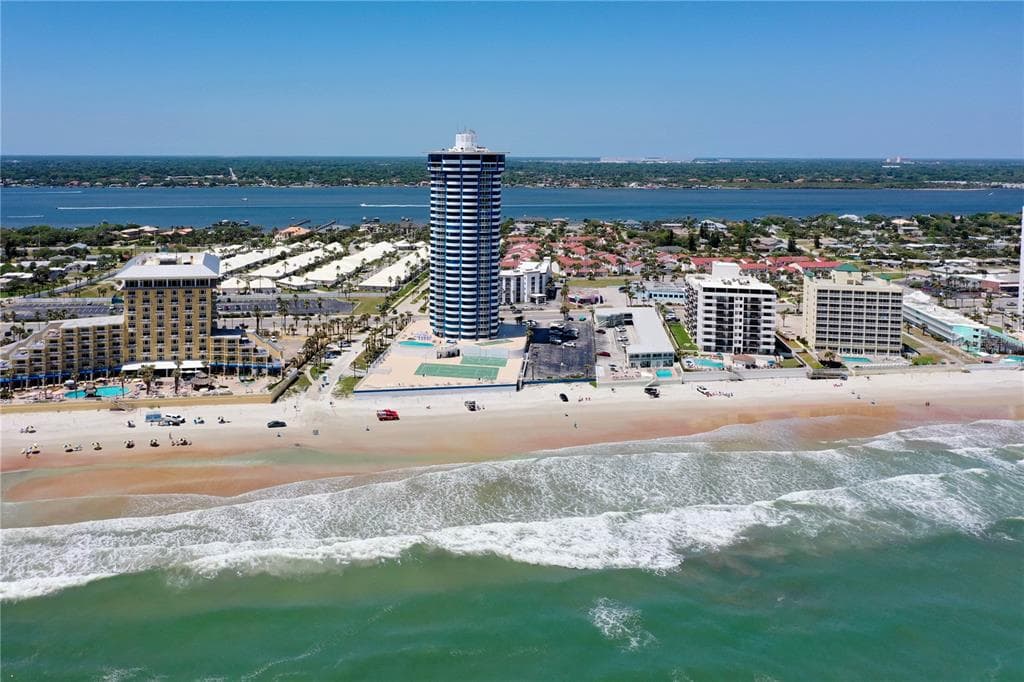 2625 S ATLANTIC AVENUE UNIT 8NE DAYTONA BEACH, FL 32118