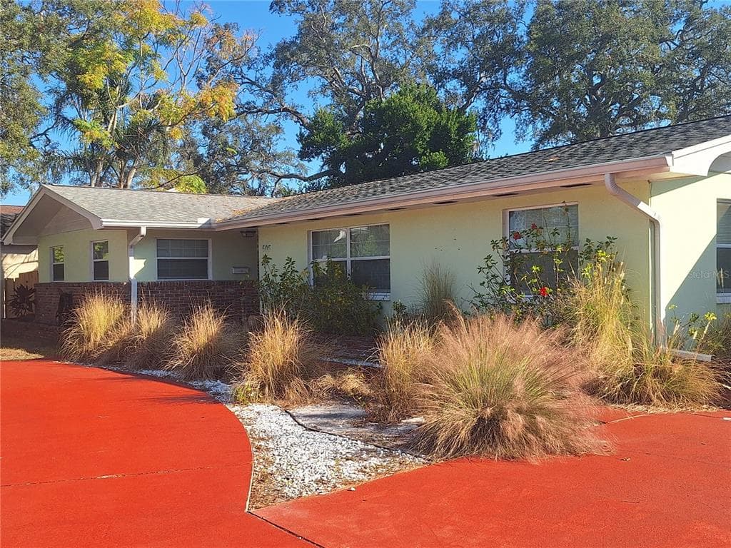 505 N HIGHLAND AVENUE CLEARWATER, FL 33755