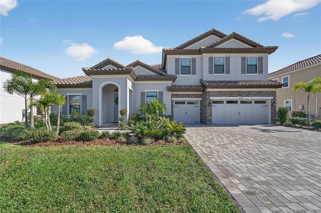 10579 MEADOWRUN DRIVE