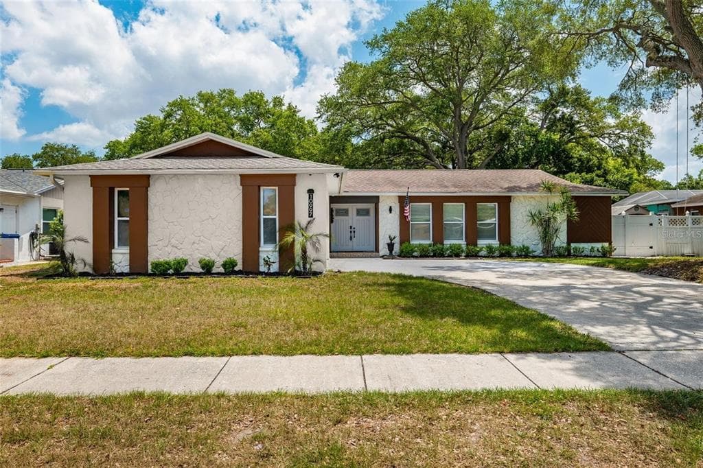 10997 117TH STREET SEMINOLE, FL 33778