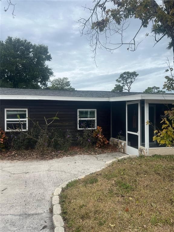 9596 67TH STREET N