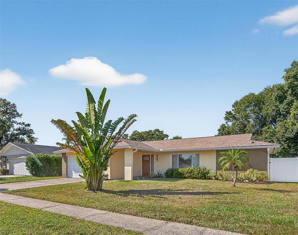 2308 HAWTHORNE DRIVE