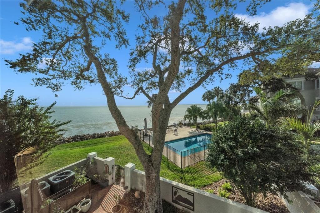 6212 BAYSHORE BOULEVARD UNIT K