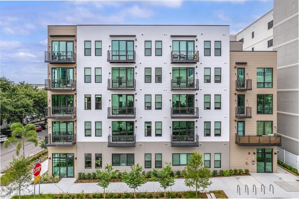 357 5TH STREET S ST PETERSBURG, FL 33701