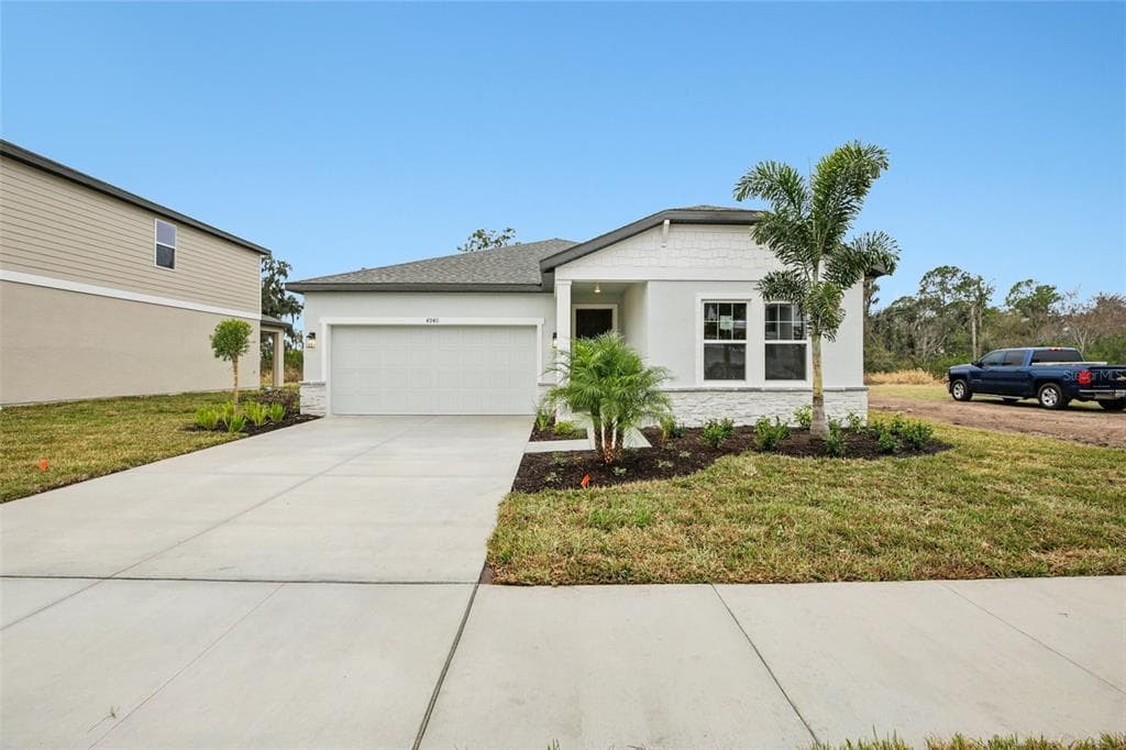 4940 EAGLE ROCK DRIVE WIMAUMA, FL 33598