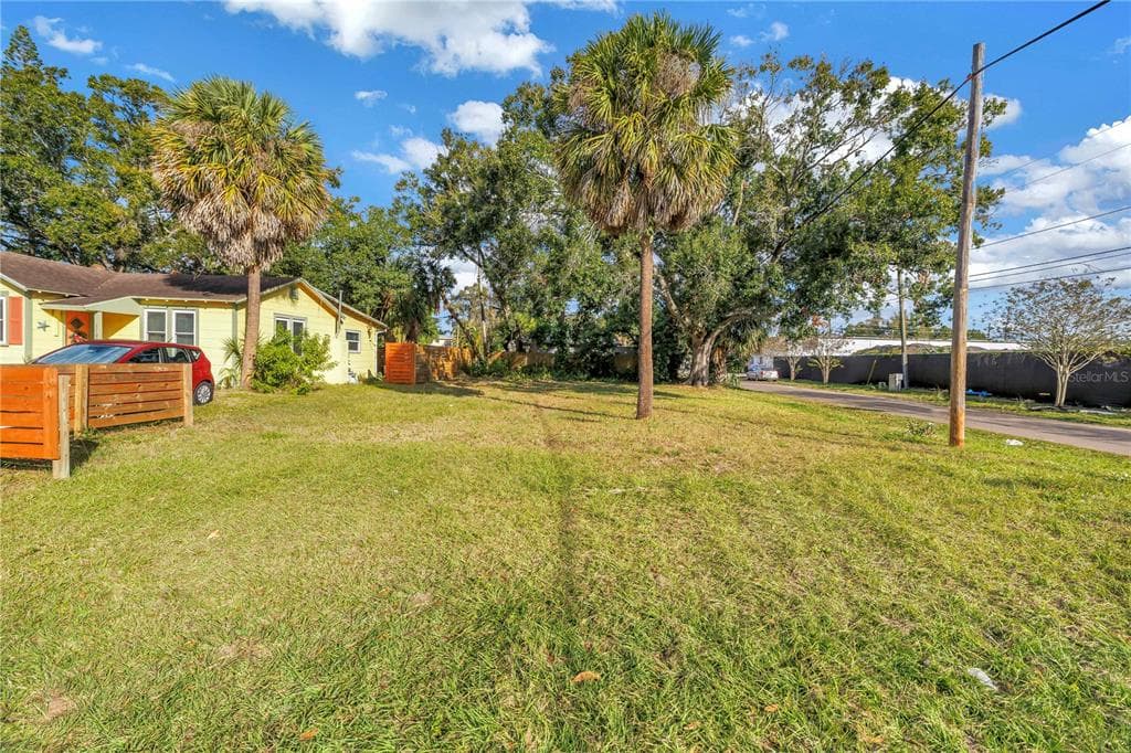 PRESTON AVENUE S GULFPORT, FL 33707