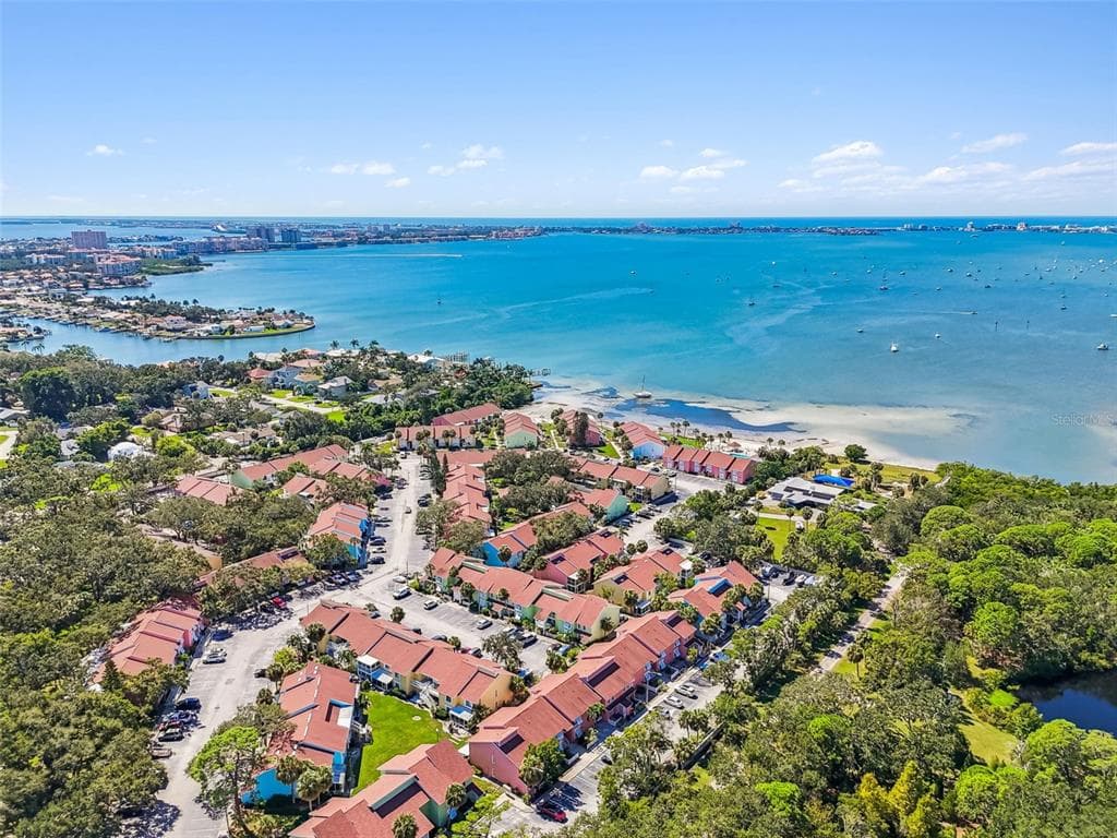4160 35TH TERRACE S UNIT C ST PETERSBURG, FL 33711