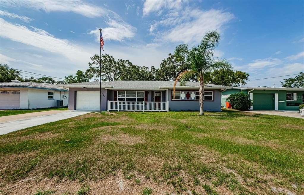 2263 CURTIS DRIVE N CLEARWATER, FL 33764