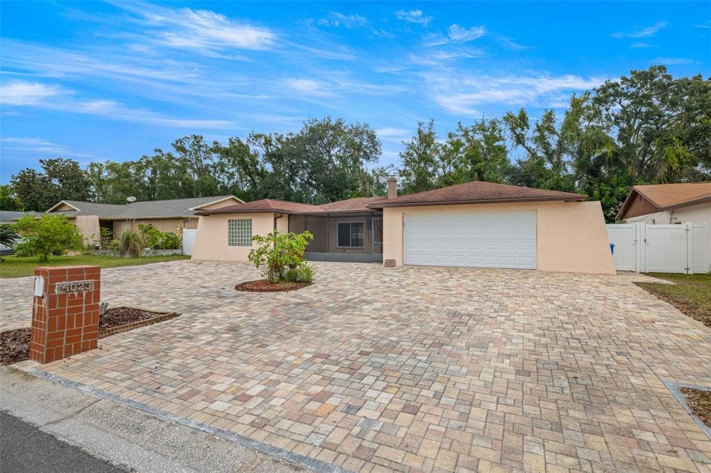 4023 WINDTREE DRIVE