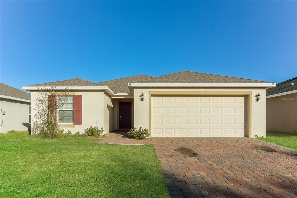 1477 LUCERNE LOOP ROAD NE