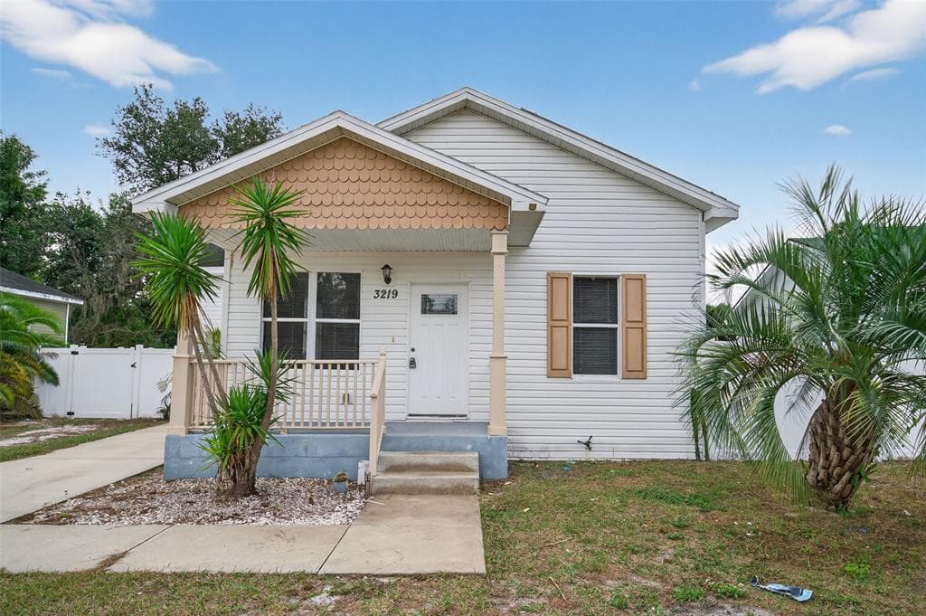 3219 SPOONER DRIVE