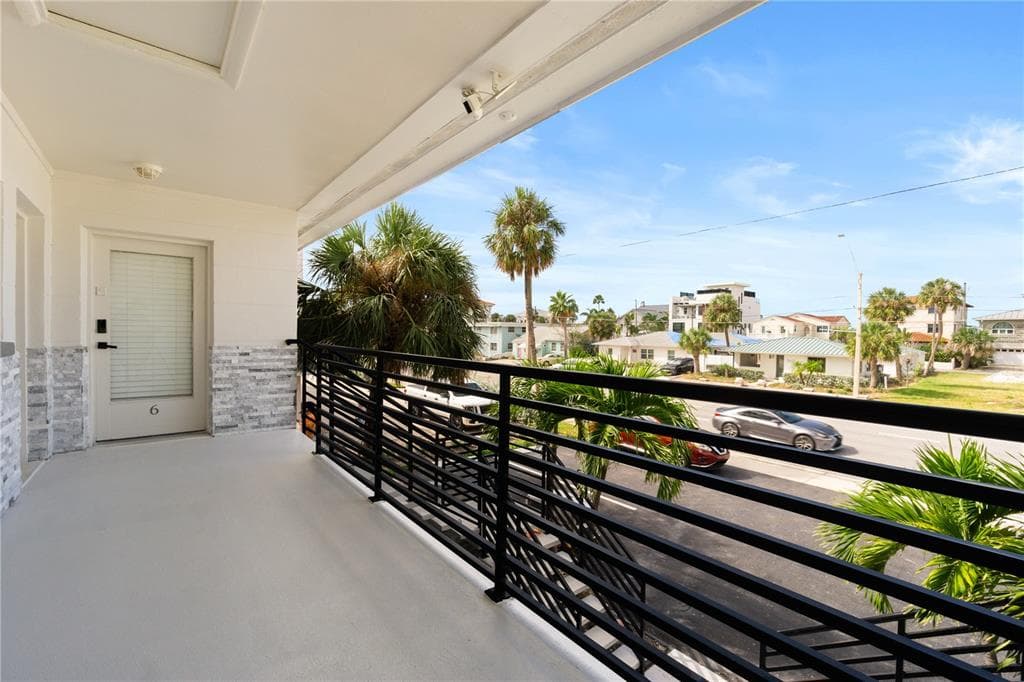3675 GULF BOULEVARD UNIT 6 ST PETE BEACH, FL 33706