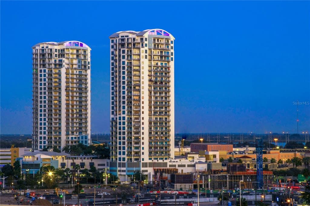 1209 E CUMBERLAND AVENUE UNIT 1701