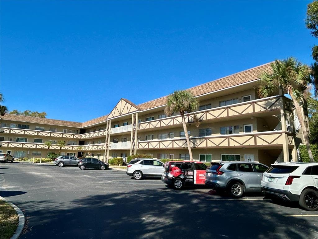 2464 AUSTRALIA WAY E UNIT 78 CLEARWATER, FL 33763